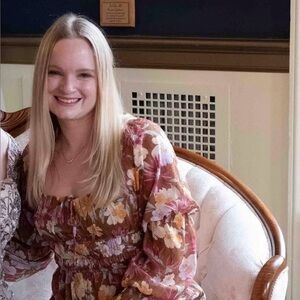 Meet your Posher, Kaitlyn